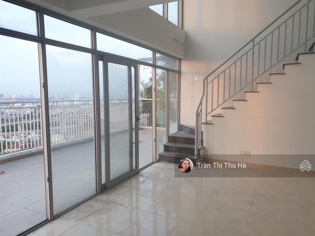 18tr cho thuê căn duplex 02 tầng  có sân vườn riêng 32m2  c/c luxgarden quận 7