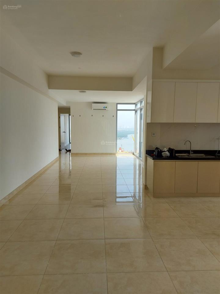 Luxgarden 130m 3pn*2wc có 03 máy lạnh (thu hà 0932 758 ***)