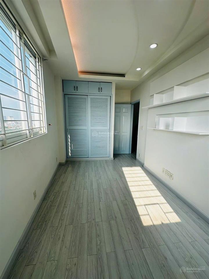 Bán belleza quận 7, 102m 3pn, sổ sẵn ở nhà, giá 5,150 tỷ (thu hà 0932 758 ***)