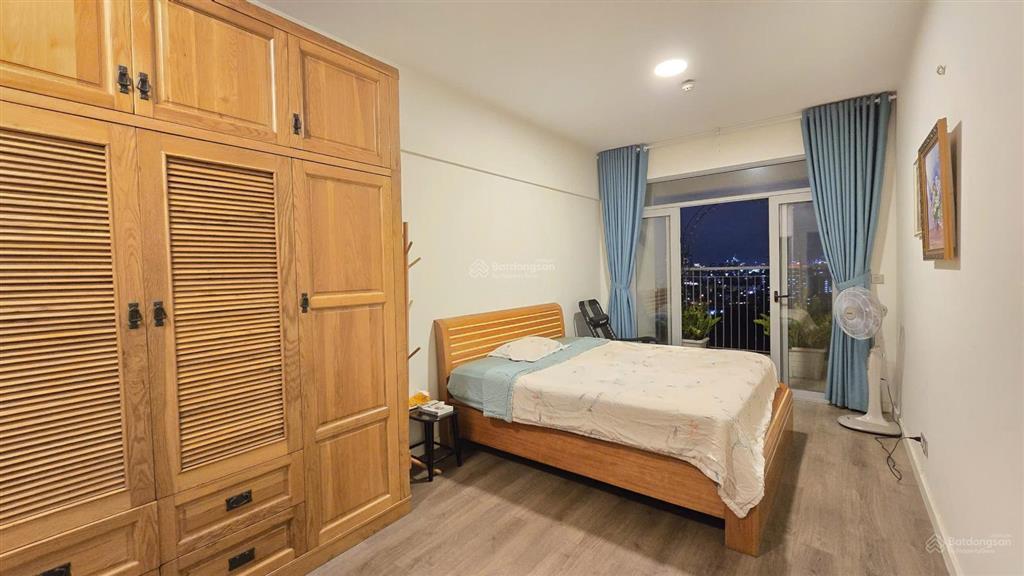 Bán penthouse cc luxgarden quận 7, có sân vườn riêng giá 7,9 tỷ