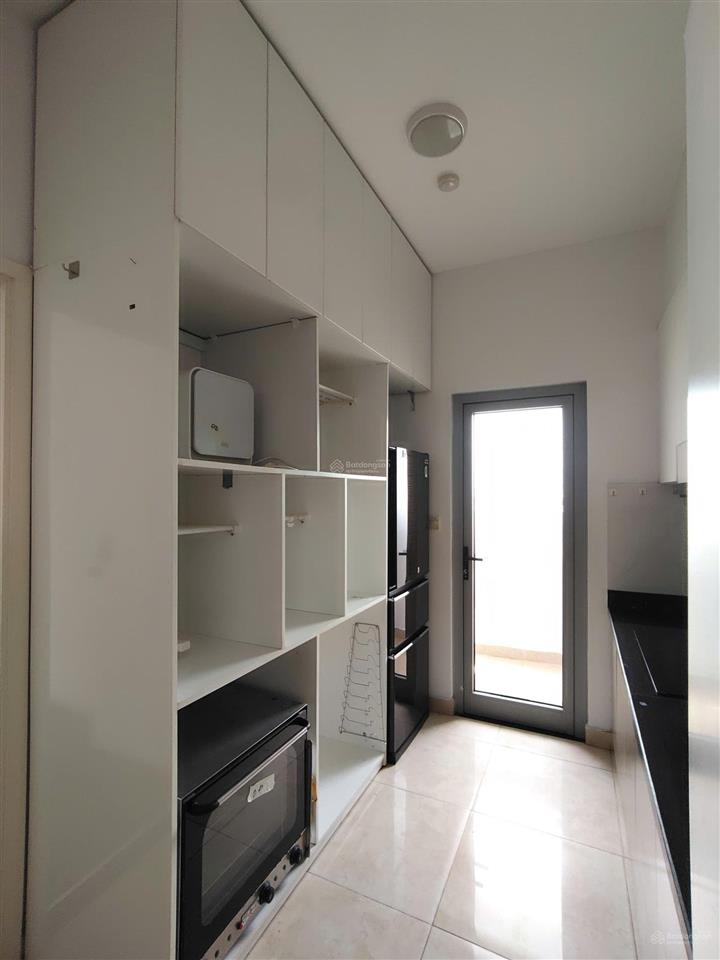 Cho thuê luxgarden quận 7, căn góc 74m gió mát quanh năm, 11tr ở liền