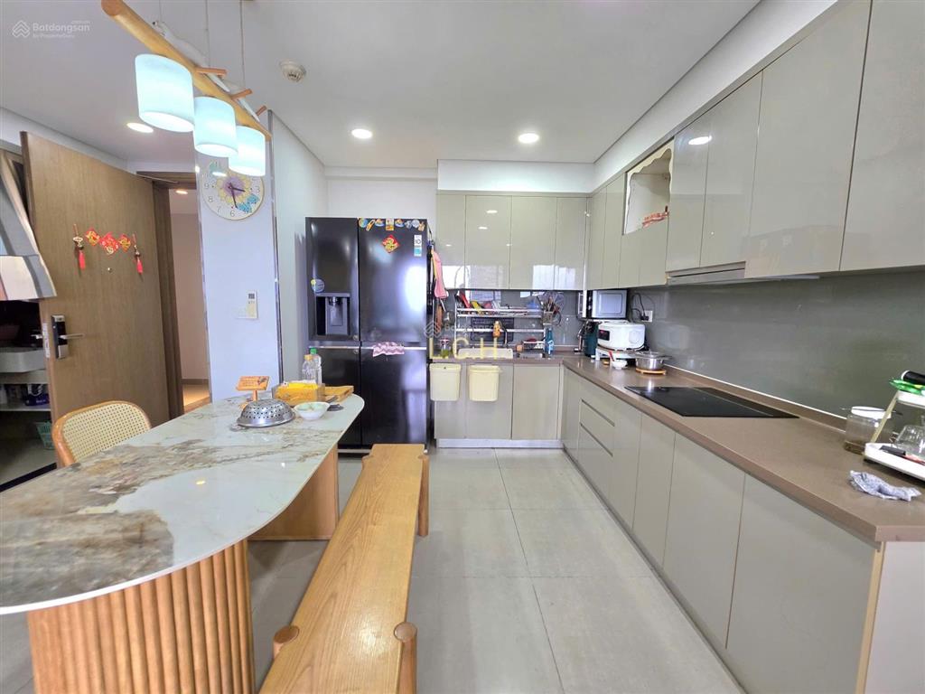 Giá 7,3 tỷ bán căn góc 113,9m2 3pn tại cc river panorama quận 7, sổ hồng