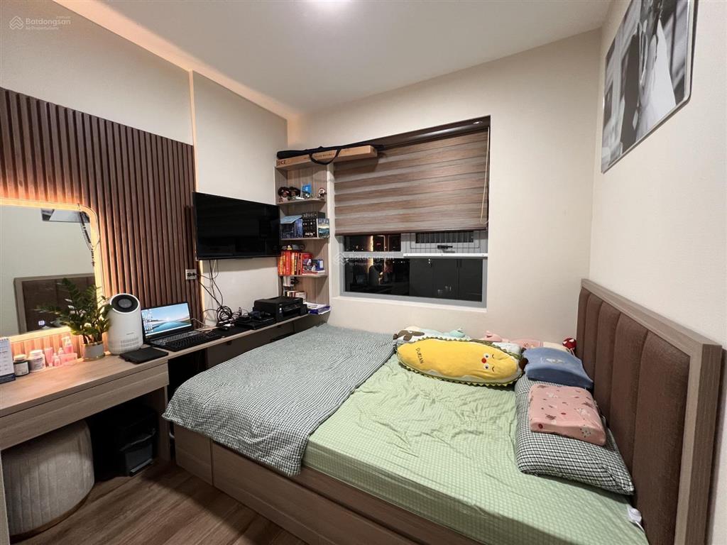 Giá 3 tỷ 590 thương lượng  bán luxgarden q7  2pn 68m  view về landmark  sổ sẵn