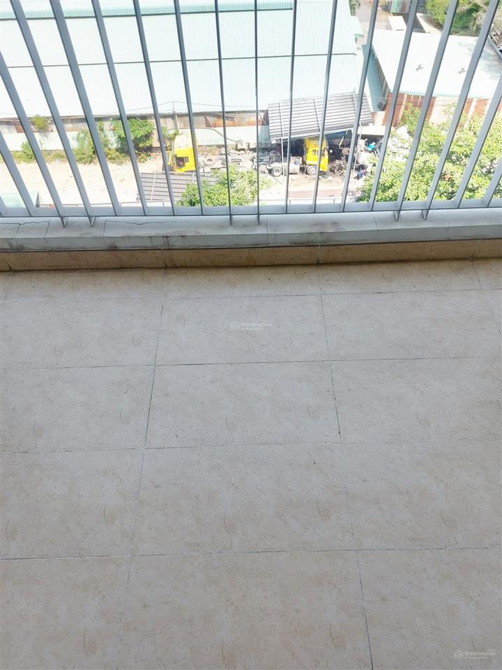 Bán cc luxgarden quận 7  83m 3pn*2wc  sổ hồng sẵn  giá 4.3ty