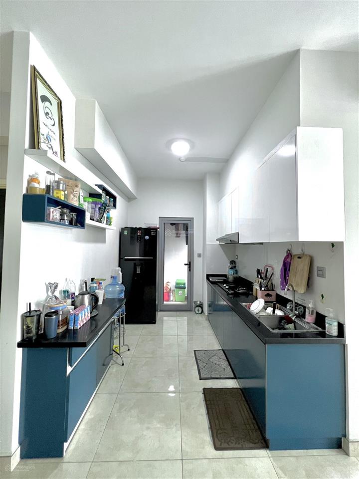 Bán luxgarden quận 7 tầng cao 77m thu hà 0932 758 ***