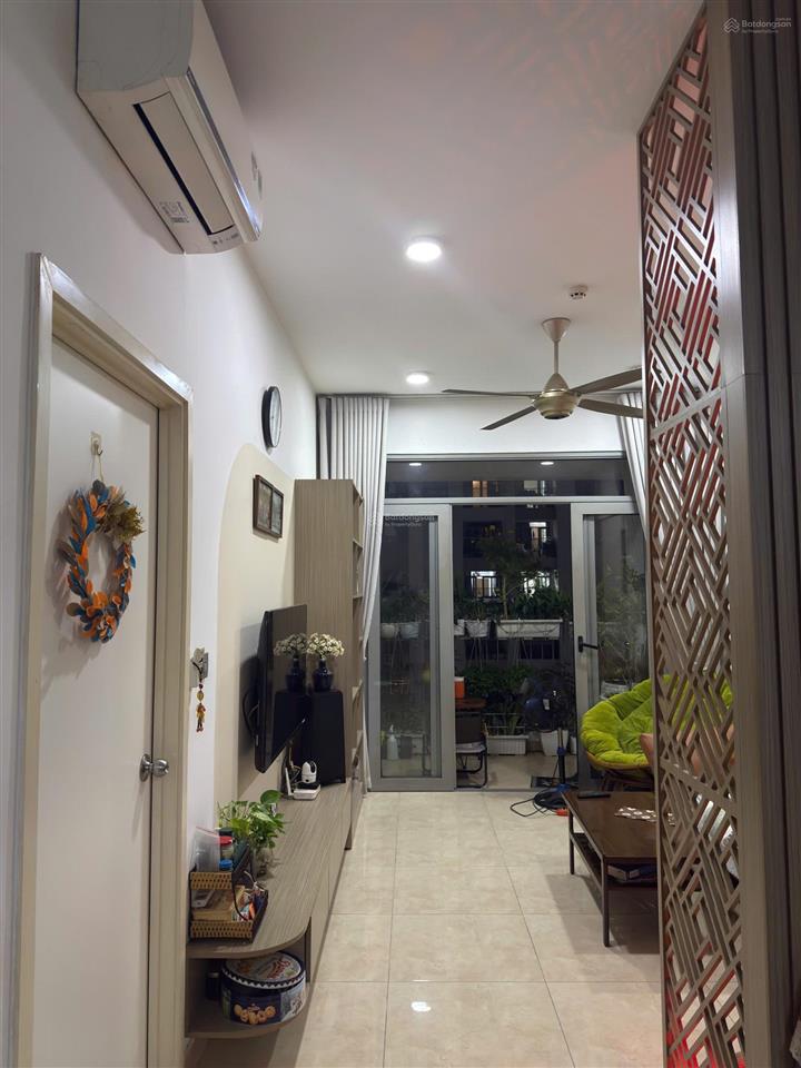 Bán luxgarden quận 7 tầng cao 77m thu hà 0932 758 ***
