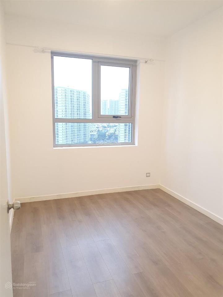 Bán luxgarden căn góc 74m, có sân vườn chung, đặc sản gió mát quanh năm