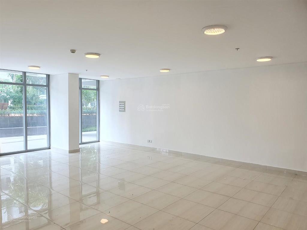 Cho thuê shophouse luxgarden quận 7, 120m 1 trệt, 1 lầu, 2wc