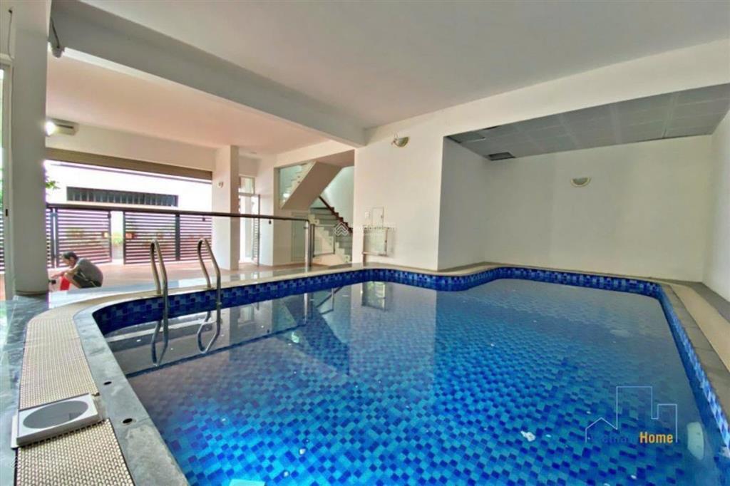 Chính chủ cho thuê nhà lô góc ở quảng an ,tây hồ ô tô, có bể bơi, dt 145m2,mt10m2,65 triệu/ 1 tháng