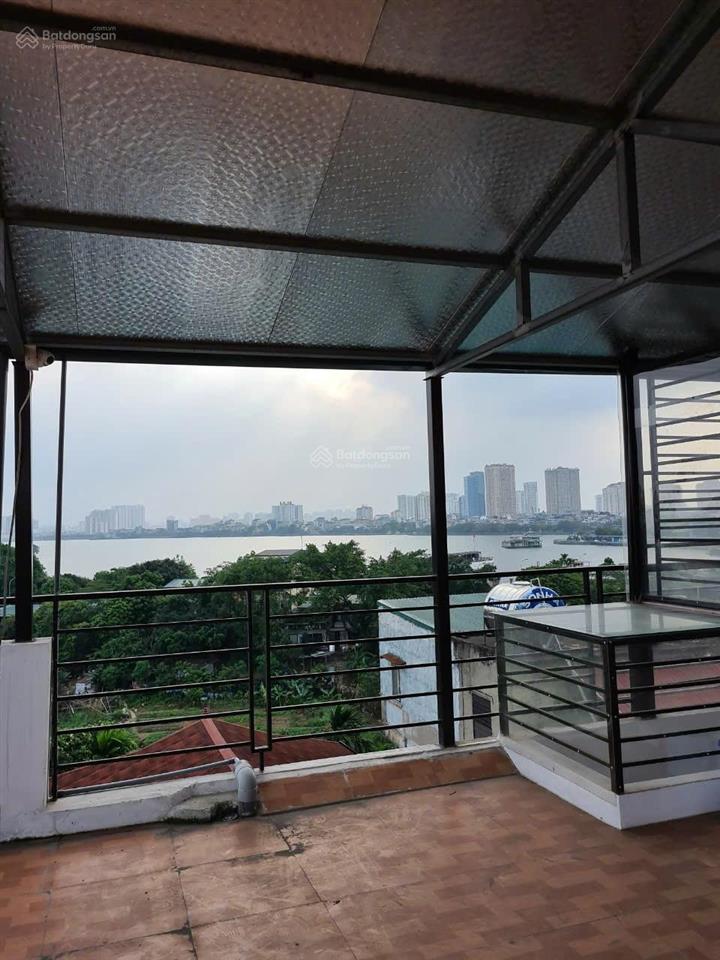 Bán nhà 6 tầng view hồ tây, cách 1 nhà ra ô tô,2 nhà ra hồ, 30m2, mt5m2,giá 10.5 tỷ có thương lượng