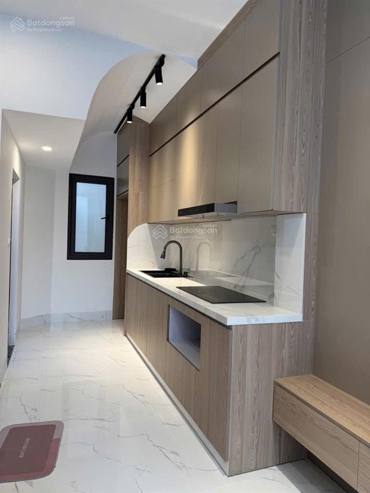 Chỉnh chủ cần tiền bán gấp nhà 5 tầng mới đẹp ngõnông rộng ở việt hưng long biên,dt 31m2,giá6.75 tỷ