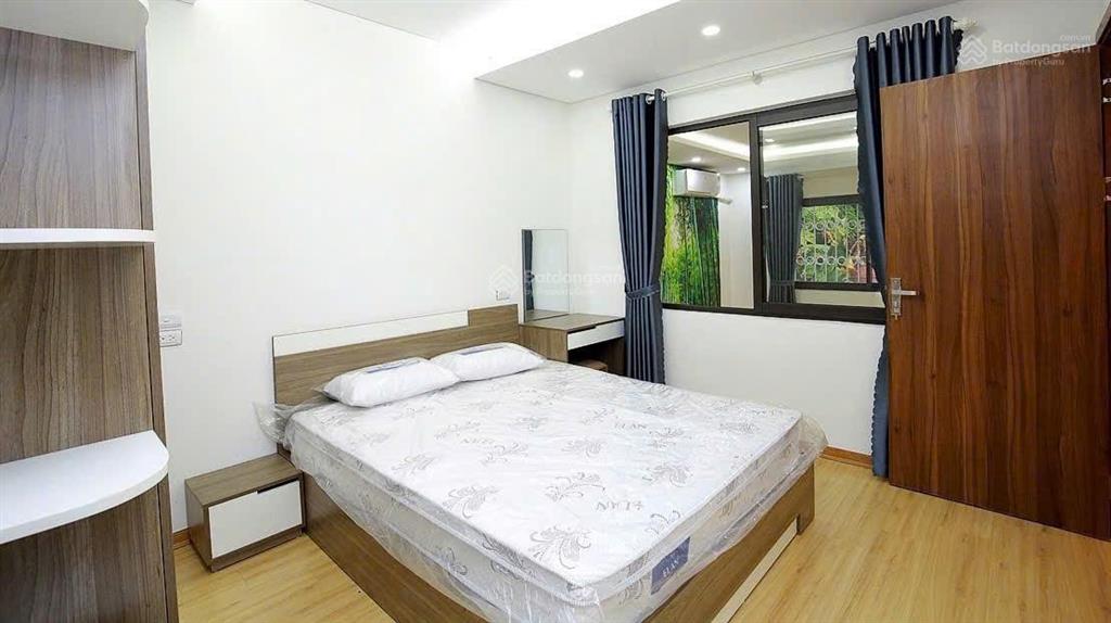 Chính chủ cho thuê nhà mới đẹp 2 mặt thoáng oto để trong sân nhà ở âu cơ, 100m2, mt 7m, 25 triệu/th