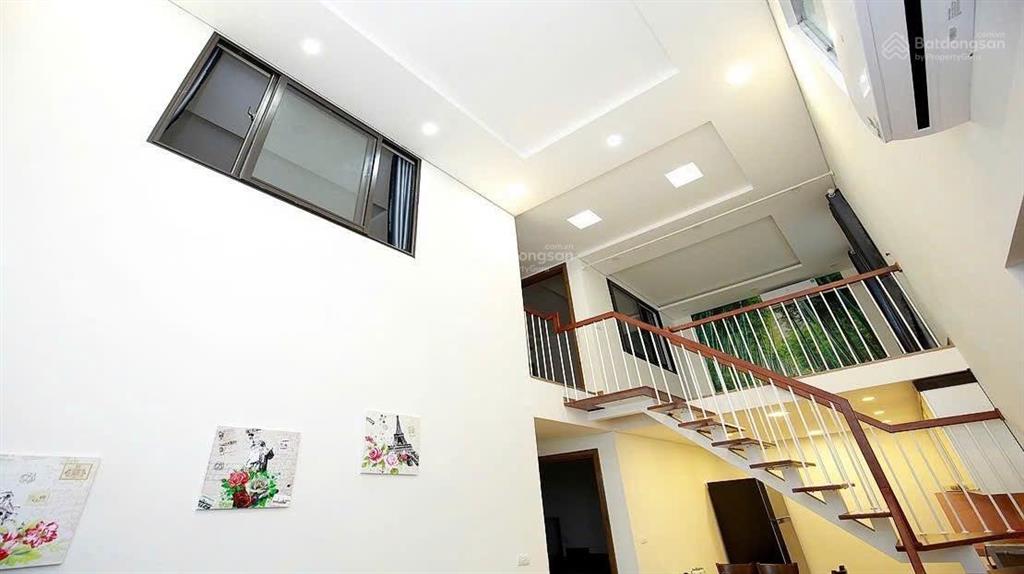 Chính chủ cho thuê nhà mới đẹp 2 mặt thoáng oto để trong sân nhà ở âu cơ, 100m2, mt 7m, 25 triệu/th