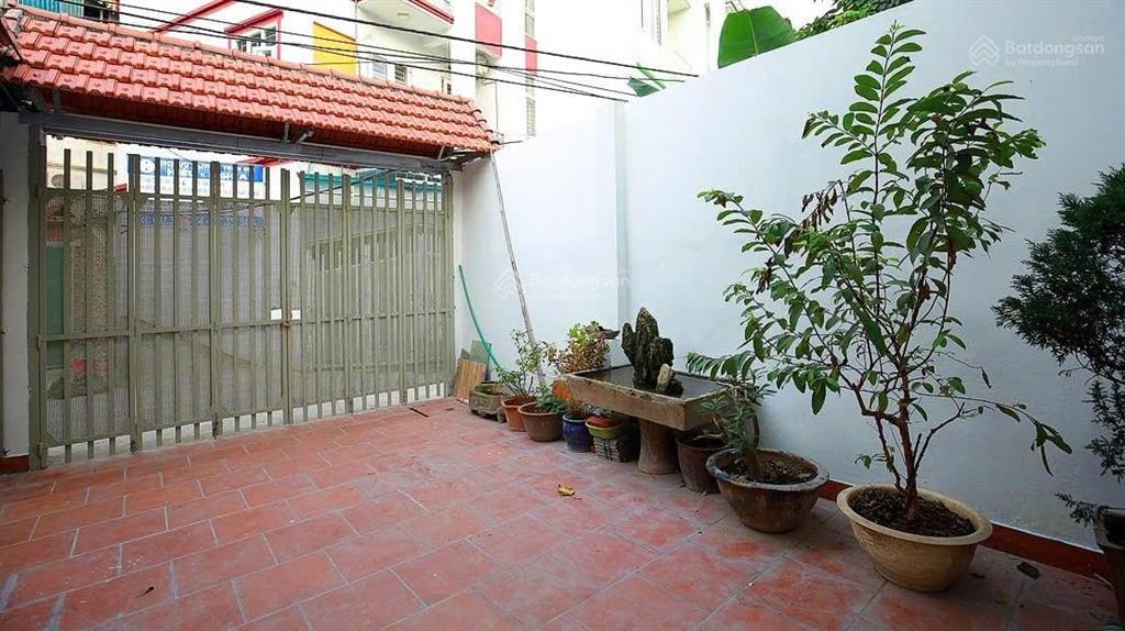 Chính chủ cho thuê nhà mới đẹp 2 mặt thoáng oto để trong sân nhà ở âu cơ, 100m2, mt 7m, 25 triệu/th
