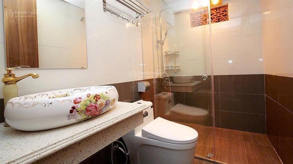 Chính chủ cho thuê nhà mới đẹp 2 mặt thoáng oto để trong sân nhà ở âu cơ, 100m2, mt 7m, 25 triệu/th