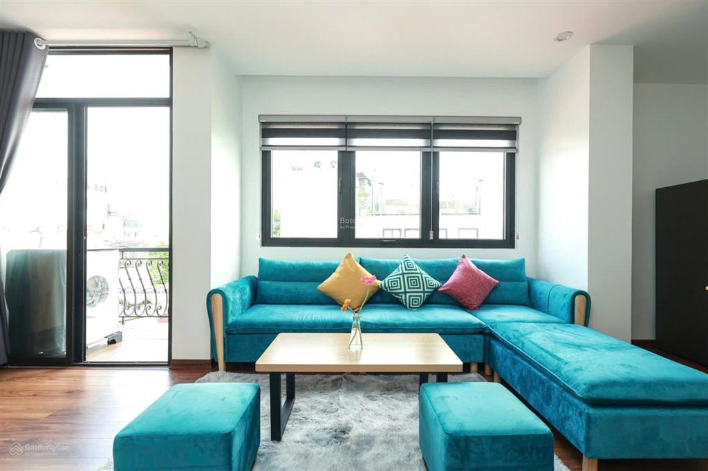 Chính chủ cho thuê nhà 5 tầng ở phố từ hoa,tây hồ, thoáng trước sau,dt 60m2,mt5m2,35 triệu/1 tháng