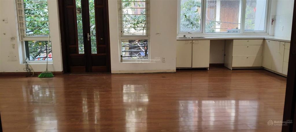 Cho thuê nhà mặt phố tô ngọc vân có bể bơi kinh doanh sầm uất,dt 160m2,mt 10m2,x5t, giá 65 triệu/1