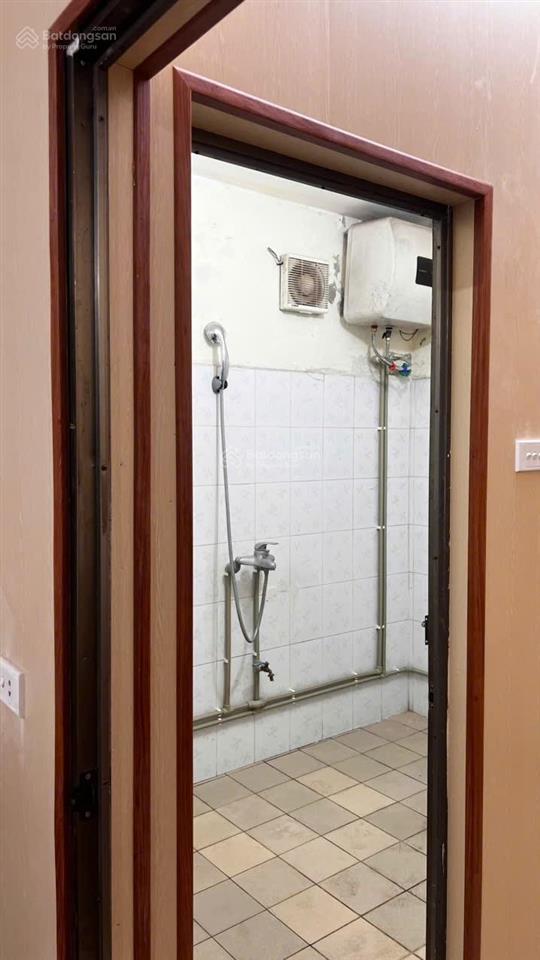 Tôi chủ nhà cần cho thuê nhà 2pn ngõ tô ngọc vân cách 10m ra phố, dt 70m2, mt 5m, 9,5 triệu/tháng