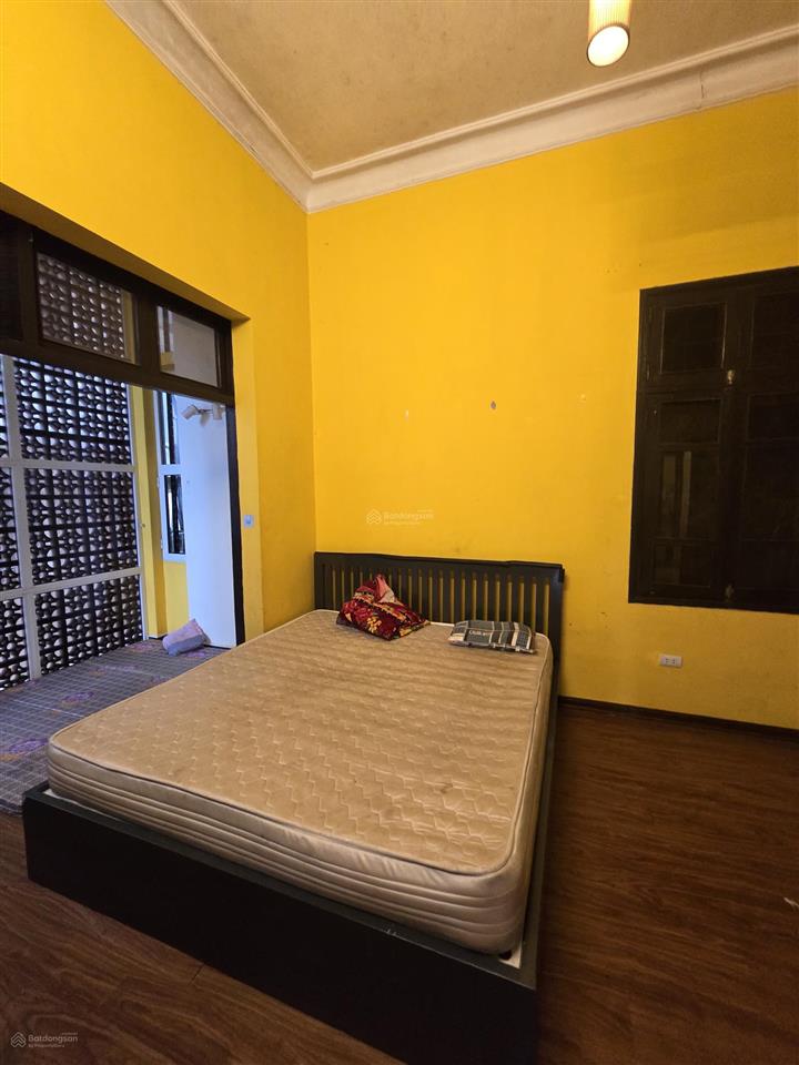 Chính chủ cho thuê mặt phố tây hồ lô góc vỉa hè rộng kinh doanh đỉnh dt 100m2 mt 6m, 30 triệu/tháng