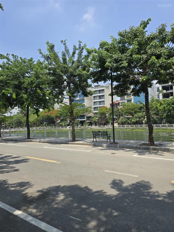Cho thuê nhà ở âu cơ 2 mặt thoáng phù hợp vừa ở và làm văn phòng,dt 78m2,mt5m2, giá 26 triệu/1tháng