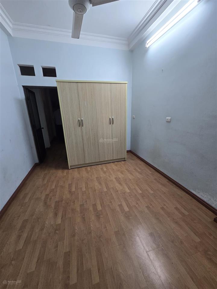 Chính chủ cho thuê nhà 3.5 tầng khu f361 an dương,ô tô tránh,dt 32m2x3.5 tầng,3 ngủ, giá 10 triệu/1