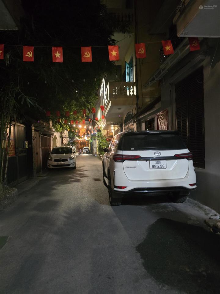 Chính chủ cho thuê nhà 3.5 tầng khu f361 an dương,ô tô tránh,dt 32m2x3.5 tầng,3 ngủ, giá 10 triệu/1