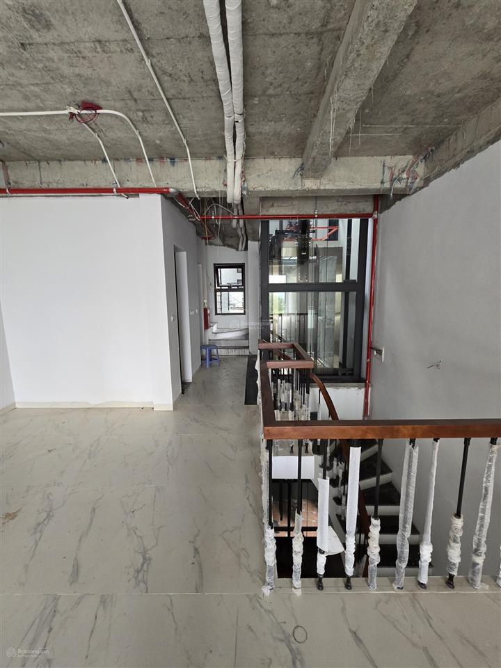 Chính chủ cho thuê mặt bằng kinh doanh nhà lôgóc,ô tô tránh giápphố xuân diệu,100m2,11m2,50 triệu/1