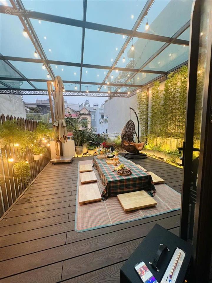 Cho thuê nhà 3 tầng, ở an dương dương, tây hồ, diện tích 50m2, mt 4mx3 tầng 3 pn, giá 10 triệu/th