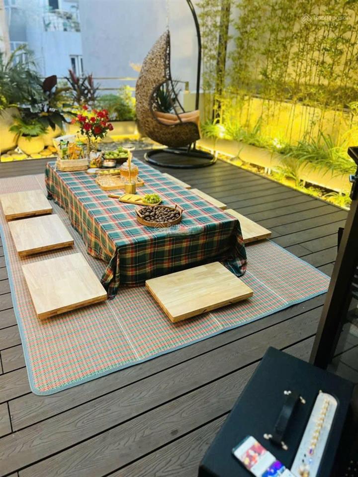 Cho thuê nhà 3 tầng, ở an dương dương, tây hồ, diện tích 50m2, mt 4mx3 tầng 3 pn, giá 10 triệu/th