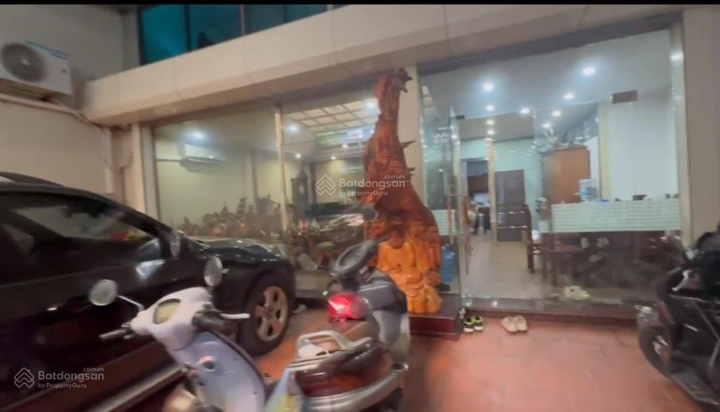 Chính chủ cho thuê nhà sân vườn ô tô tránh có vỉa hè ở quảng an tây hồ,dt 140m2,mt9.5m2, giá 30 tr/