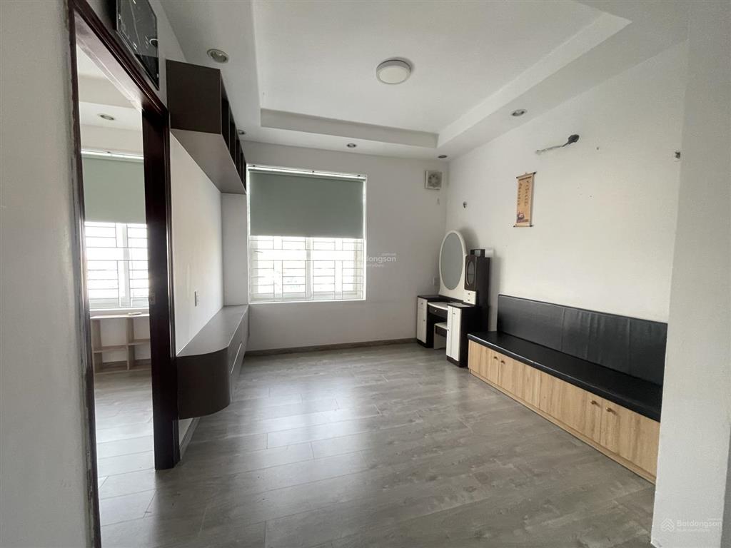 Cho thuê cc lữ gia căn 3pn  100m2 nội thất như hình giá 15tr ở liền