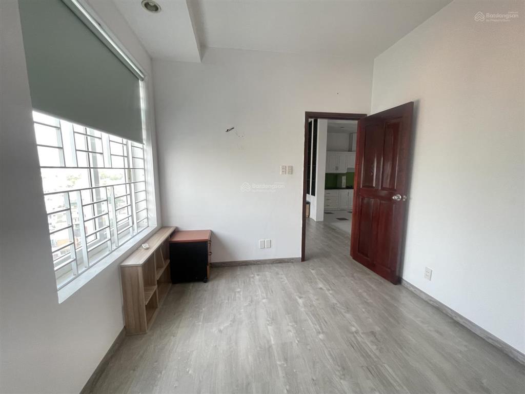 Cho thuê cc lữ gia căn 3pn  100m2 nội thất như hình giá 15tr ở liền