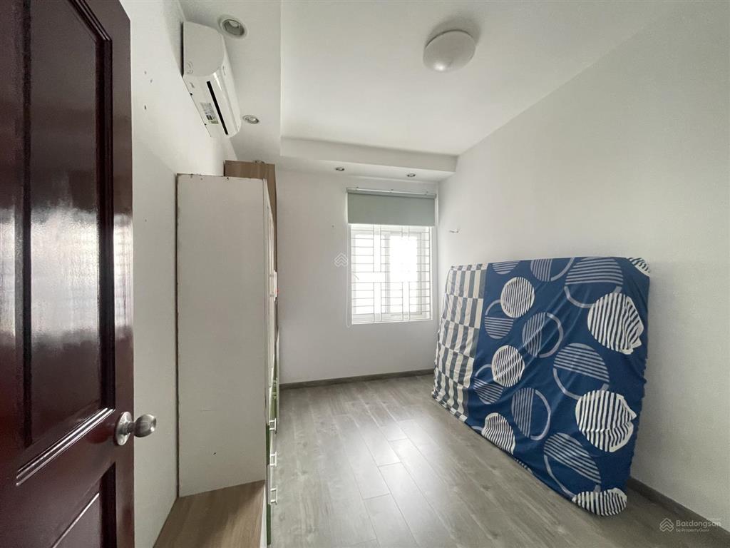 Cho thuê cc lữ gia căn 3pn  100m2 nội thất như hình giá 15tr ở liền