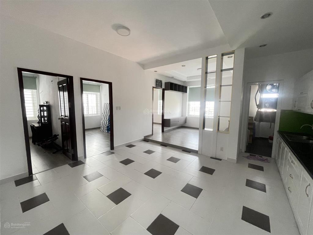 Cho thuê cc lữ gia căn 3pn  100m2 nội thất như hình giá 15tr ở liền