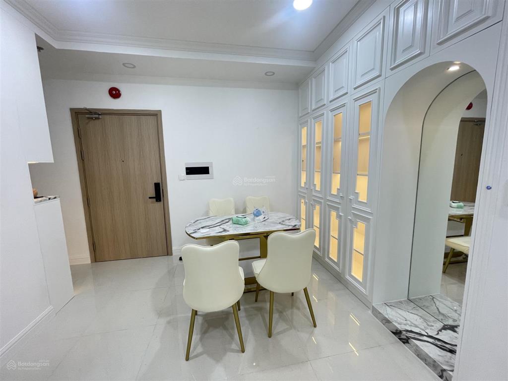Cho thuê nhanh căn 2pn chung cư dhomme  nhà mới 100% giá 14