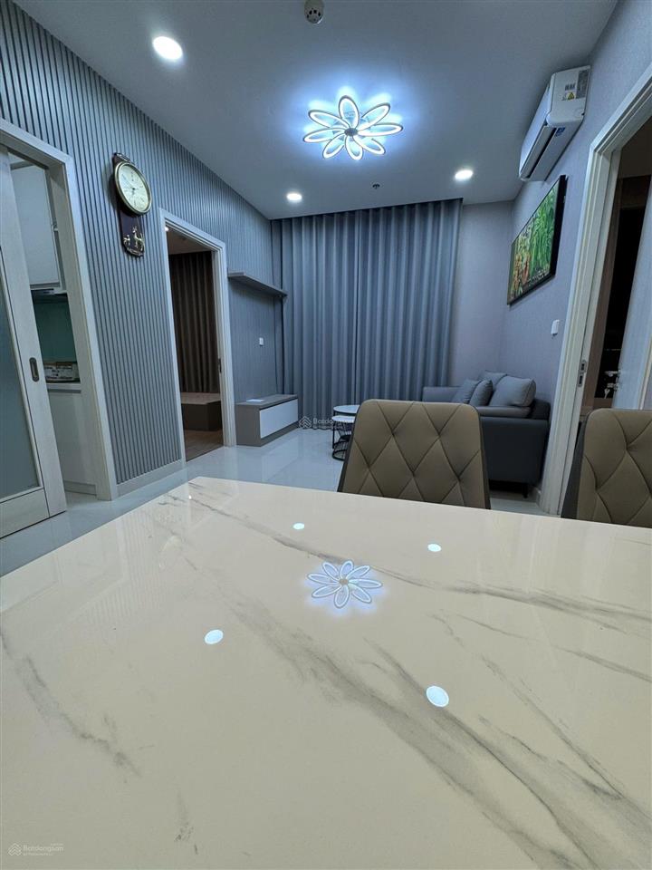 Cho thuê nhanh căn 2pn chung cư dhomme  nhà mới 100% giá 14