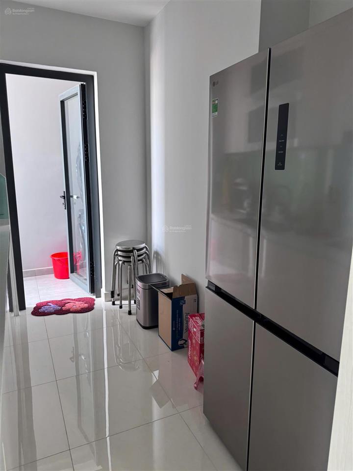 Cho thuê nhanh căn 2pn chung cư dhomme  nhà mới 100% giá 14