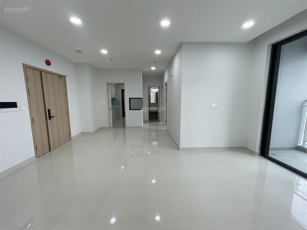 Chủ ngộp cần bán nhanh căn 3pn 90m2 giá 6tỷ chung cư d  homme  765 hồng bàng