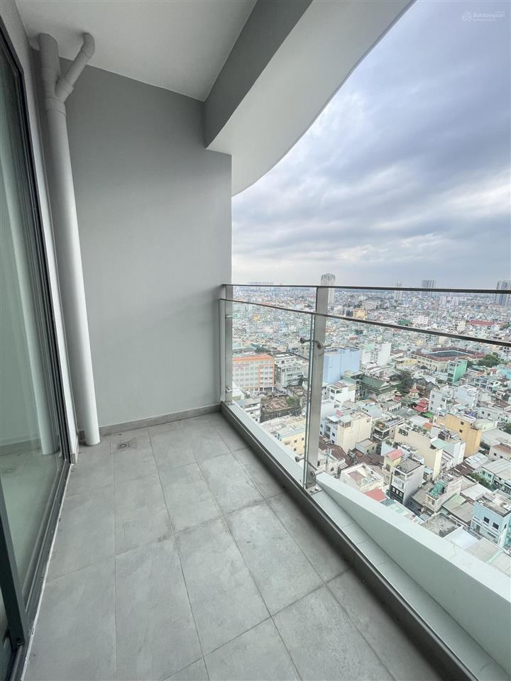 Chủ ngộp cần bán nhanh căn 3pn 90m2 giá 6tỷ chung cư d  homme  765 hồng bàng