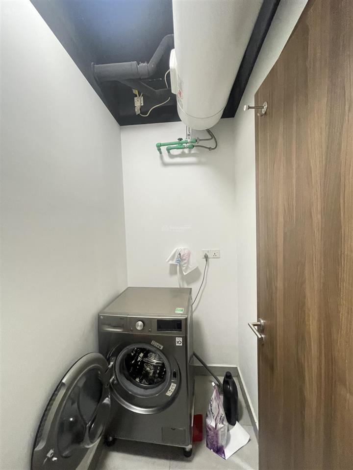 Cần bán căn 2pn80m2 nhà mới 99,99% cc kingdom 101 giá 8,8 tỷ