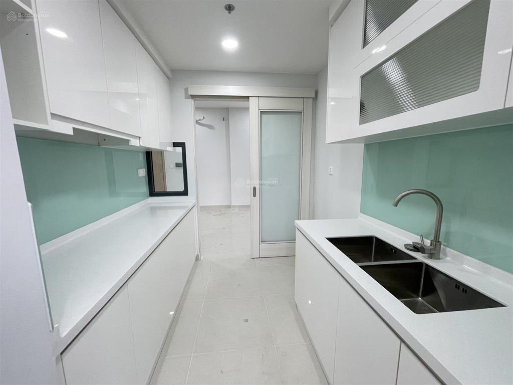 Bán căn góc 4pn  3wc  128m2 cc dhomme nhà mới ký hđmb trực tiếp cđt giá 8,3 tỷ