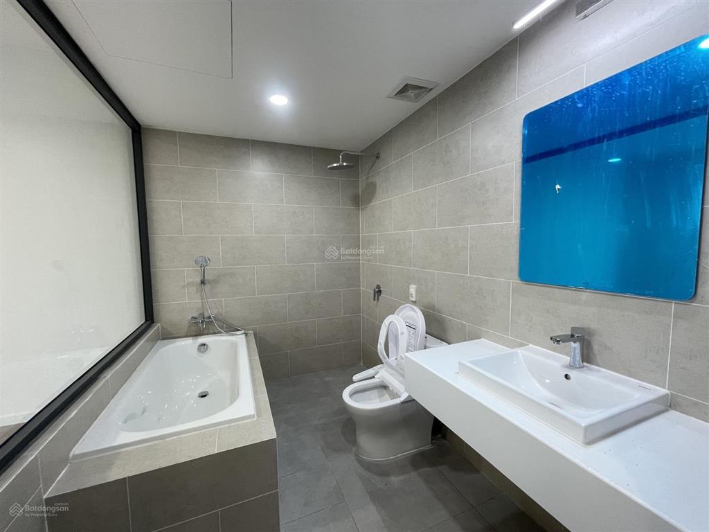 Bán căn góc 4pn  3wc  128m2 cc dhomme nhà mới ký hđmb trực tiếp cđt giá 8,3 tỷ