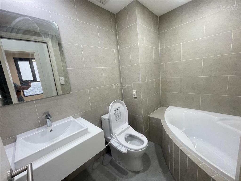 Bán căn duplex 3pn  3wc 133,8m2 cc dhomme nhà mới ký hđmb trực tiếp cđt giá 9,65 tỷ