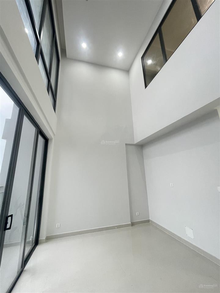 Bán căn duplex 3pn  3wc 133,8m2 cc dhomme nhà mới ký hđmb trực tiếp cđt giá 9,65 tỷ