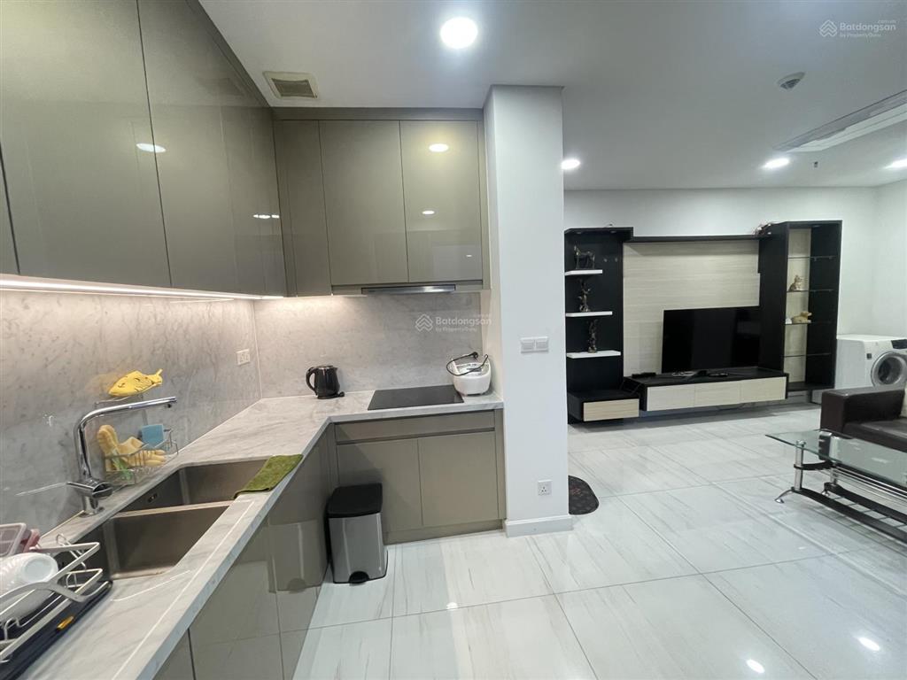 Cho thuê nhanh 1pn full nt cc kingdom 101 50m2 giá 16,5tr