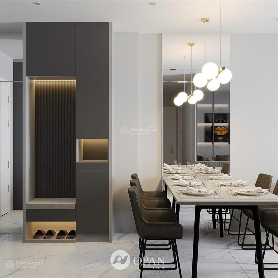 Chủ cần bán nhanh chung cư res 11 căn góc 2pn nội thất cao cấp, tầng cao 2 view q1, 75m2 giá 5,3 tỷ