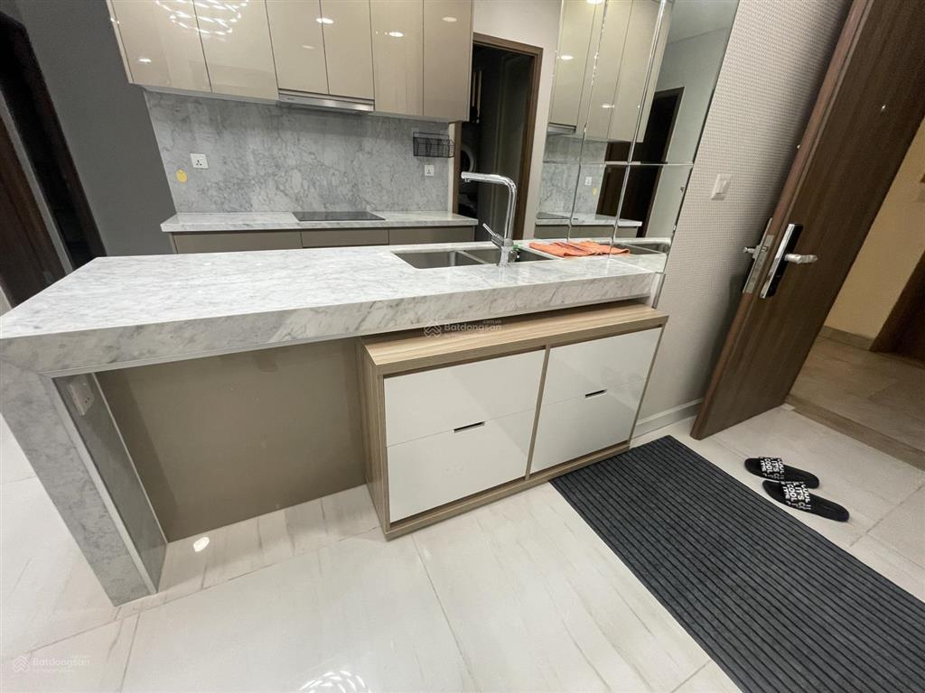 Chủ cho thuê nhanh 3pn  103m2 chung cư kingdom 101 giá 10tr