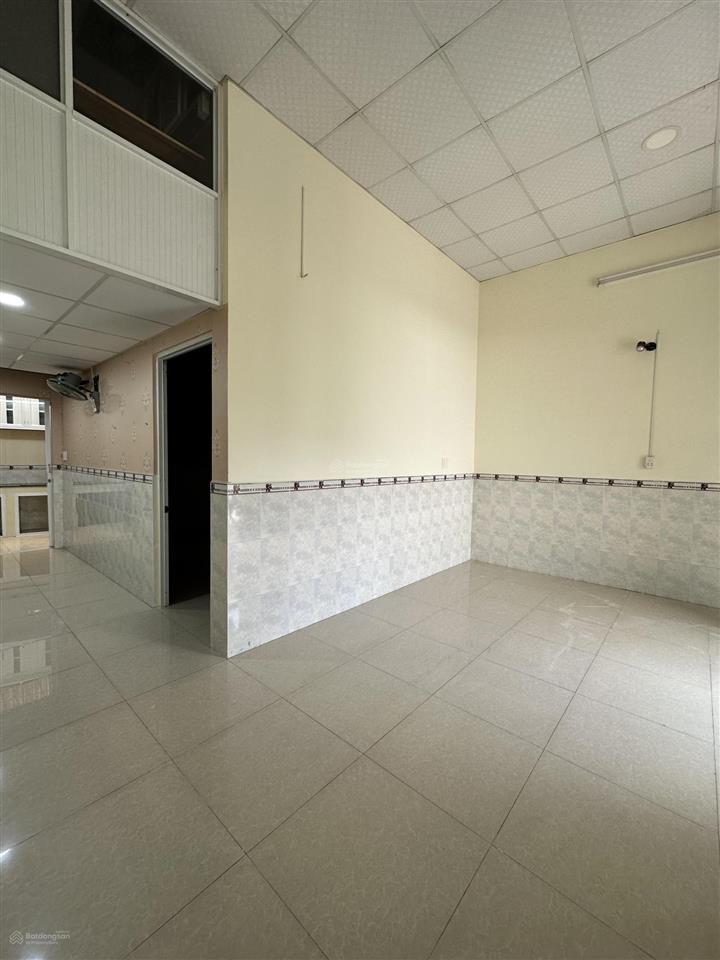 Nhà tỉnh lộ 10 [6x10, cấp 4, 2pn, 1toilet] 4,8tỷ tl