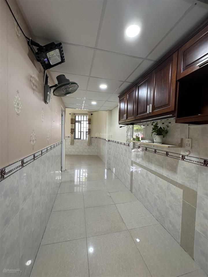 Nhà tỉnh lộ 10 [6x10, cấp 4, 2pn, 1toilet] 4,8tỷ tl