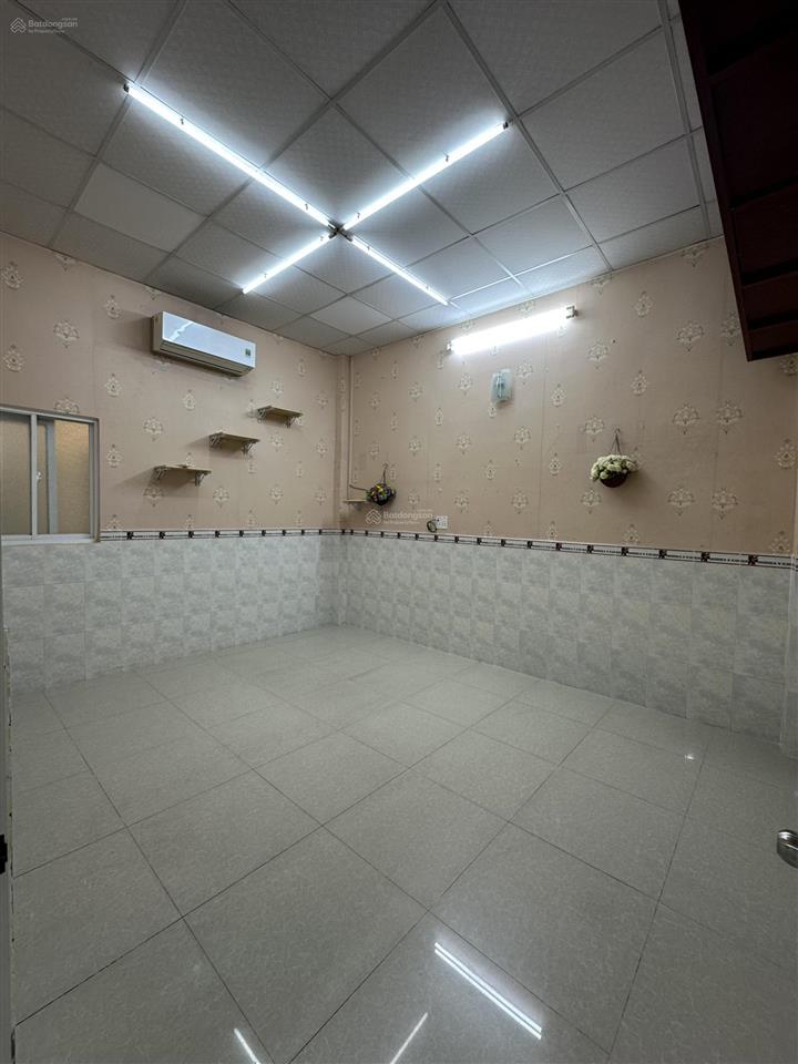 Nhà tỉnh lộ 10 [6x10, cấp 4, 2pn, 1toilet] 4,8tỷ tl